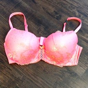 Victoria's Secret Padded Demi Bra NWT 38D